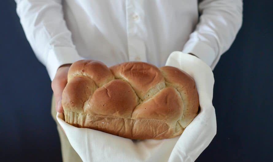 Recette de brioche moelleuse et légèrement sucrée